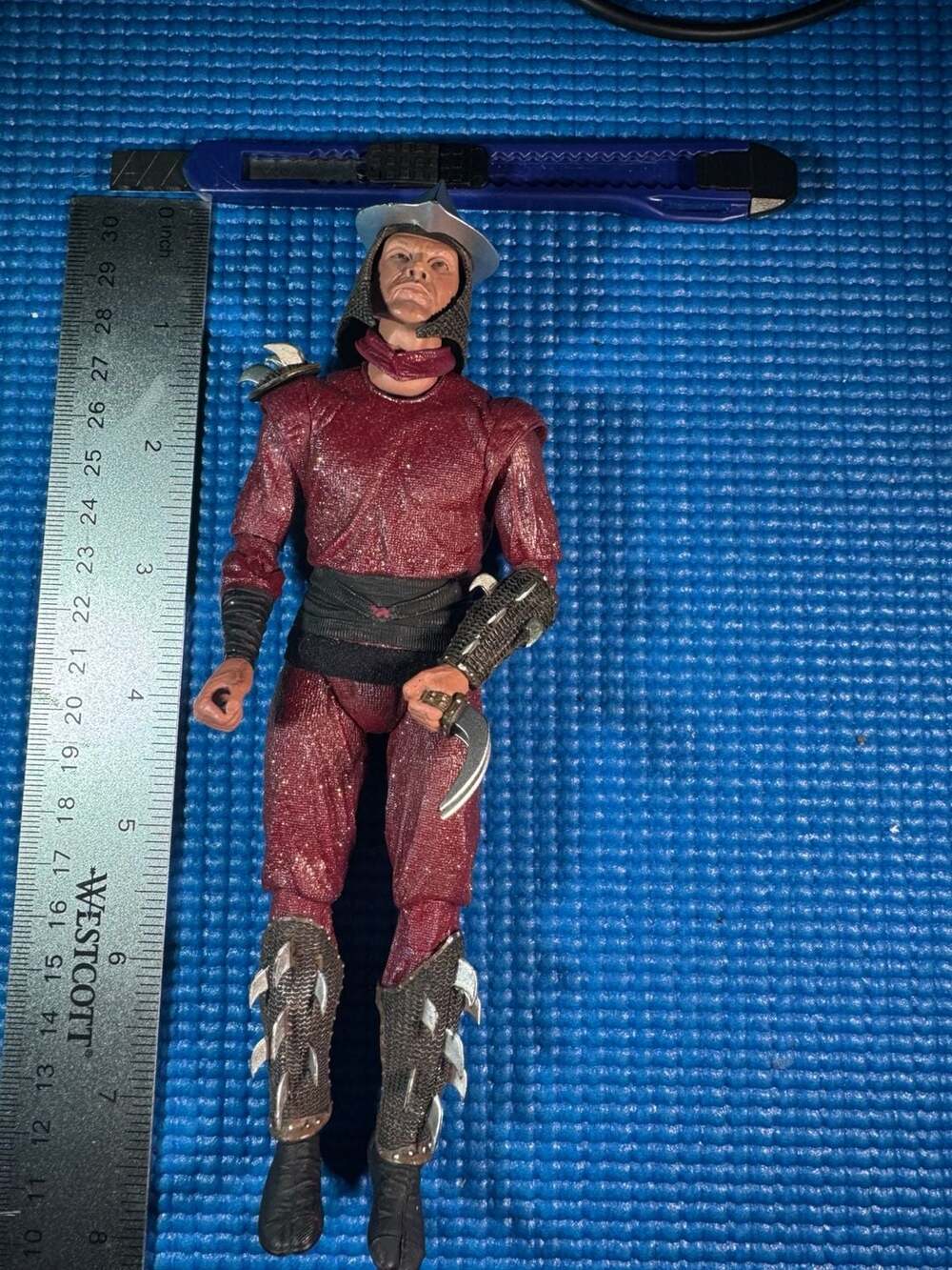 NECA Teenage Mutant Ninja Turtles 1990 Movie Shredder Action Figure 7 Inch